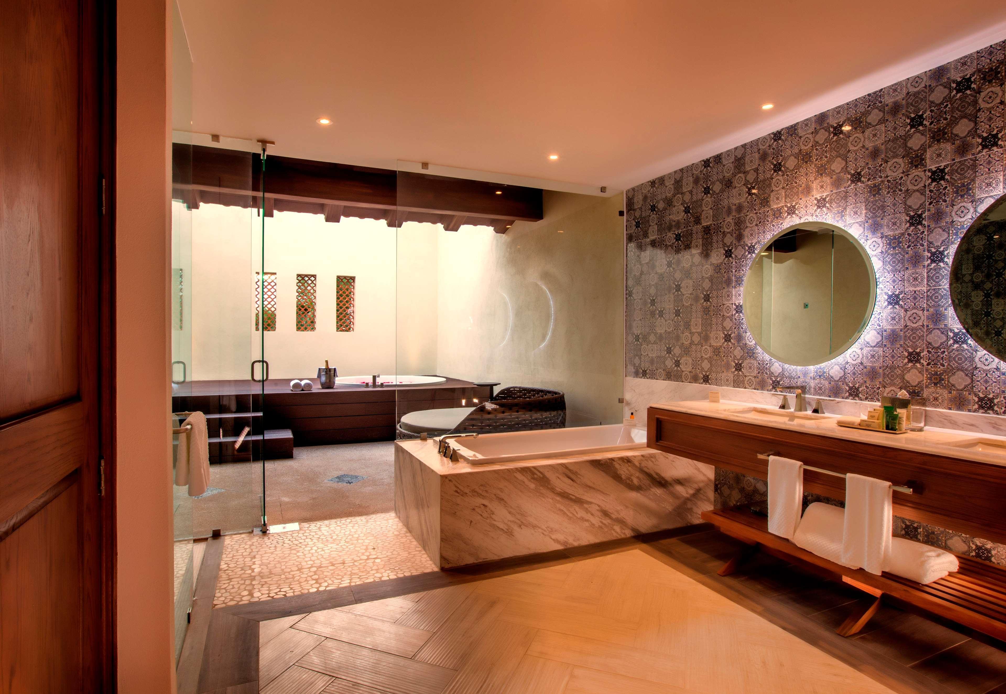 The Hacienda At Krystal Grand Puerto Vallarta (Adults Only) Екстер'єр фото
